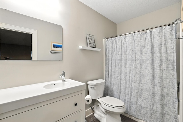 2794 Casco Point Rd, Orono, MN 55391 - full bath featuring vanity and a shower with curtain