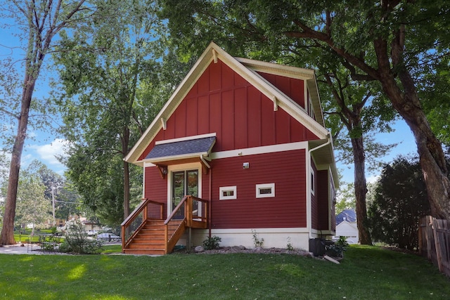 2794 Casco Point Rd, Orono, MN 55391 - view of front of house featuring board and batten siding