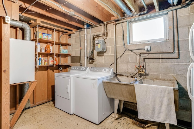 3330 Belden Dr NE, Saint Anthony, MN 55418 - laundry room featuring washing machine and clothes dryer and tile patterned floors