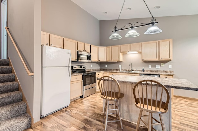 314 7th St E, Hastings, MN 55033 - photo 14