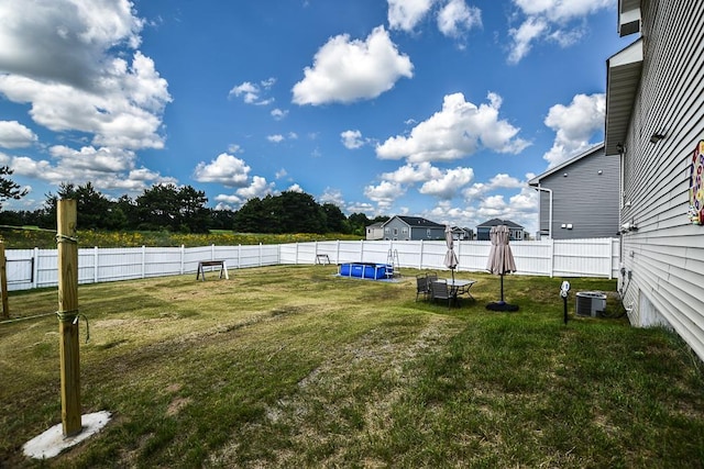 39604 Fallbrook Ave, North Branch, MN 55056 - view of yard