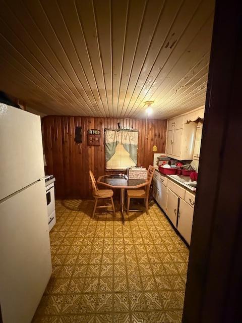 1208 7th St NE, Little Falls, MN 56345 - photo 10