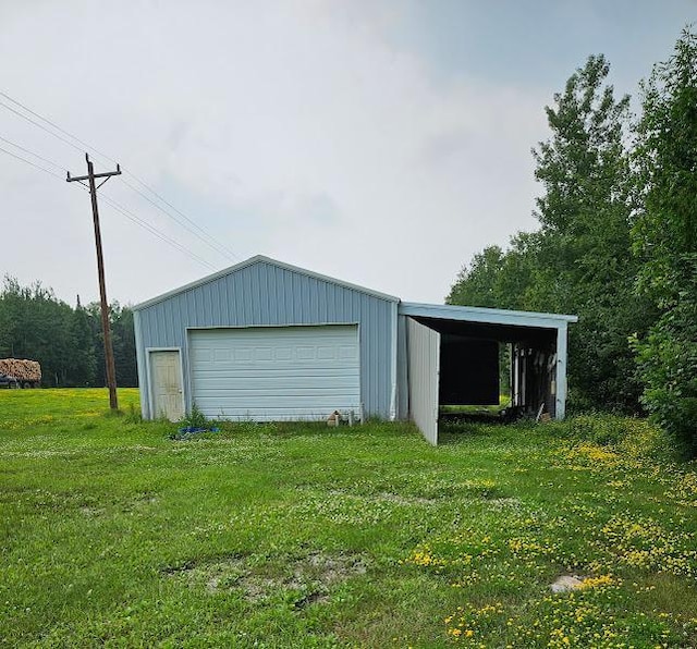 2742 State Highway 11 SE, Gudrid Twp, MN 56623 - garage featuring a garage