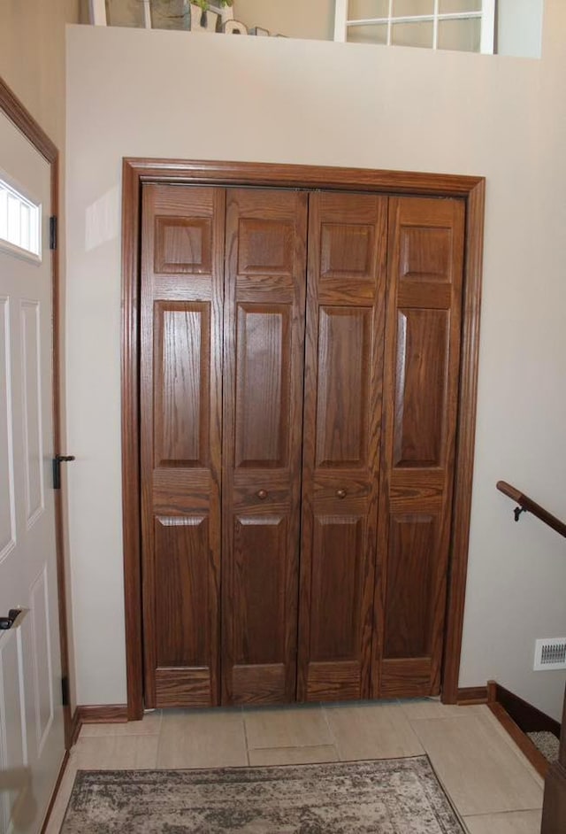 2007 Pratt Cir, Saint Peter, MN 56082 - detailed view of baseboards