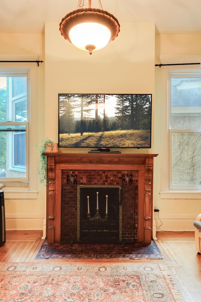 1520 Elliot Ave Unit 4, Minneapolis, MN 55404 - detailed view of wood finished floors and a fireplace