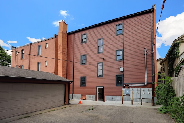 1520 Elliot Ave Unit 4, Minneapolis, MN 55404 - view of property with a garage