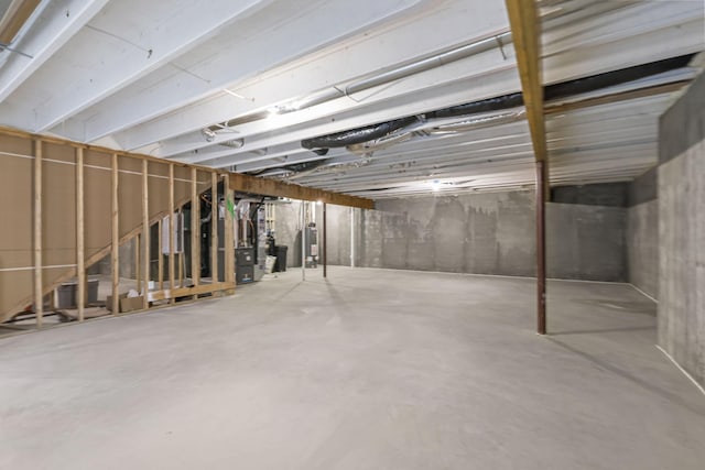 5370 Fountain Ln N, Plymouth, MN 55446 - unfinished below grade area featuring water heater