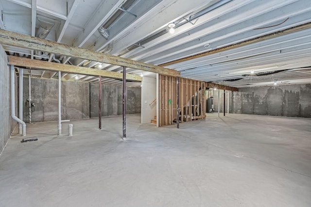 5370 Fountain Ln N, Plymouth, MN 55446 - unfinished below grade area with water heater