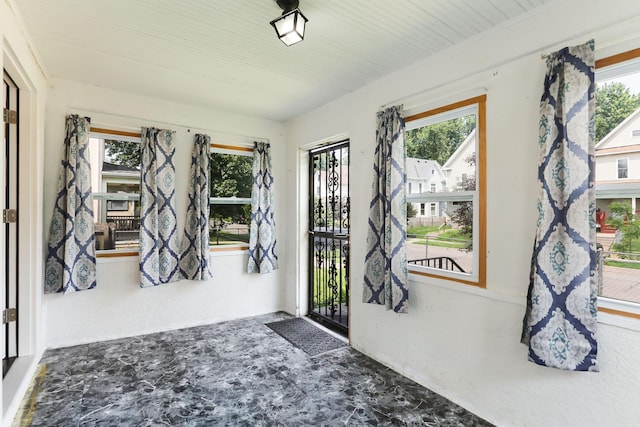 2707 Girard Ave N, Minneapolis, MN 55411 - view of foyer
