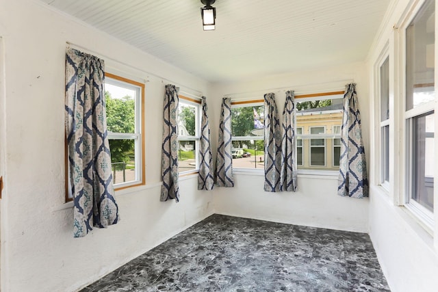 2707 Girard Ave N, Minneapolis, MN 55411 - unfurnished sunroom with healthy amount of natural light