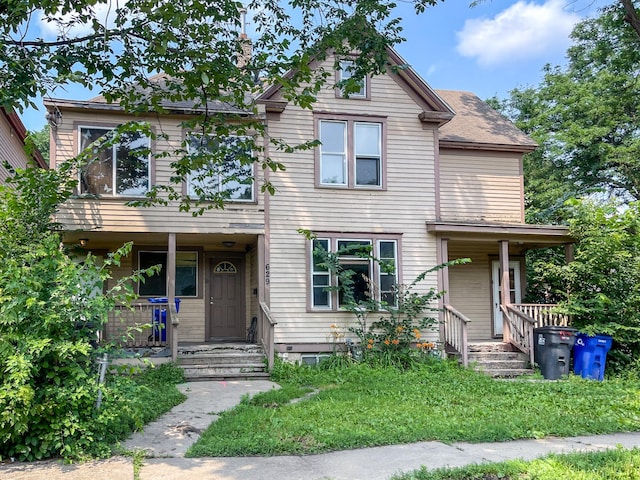629 Farrington St, Saint Paul, MN 55103 - view of front of home with covered porch