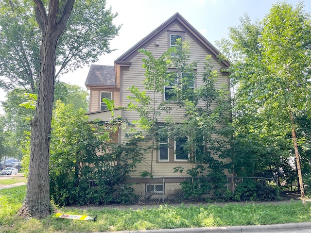 629 Farrington St, Saint Paul, MN 55103 - view of home's exterior