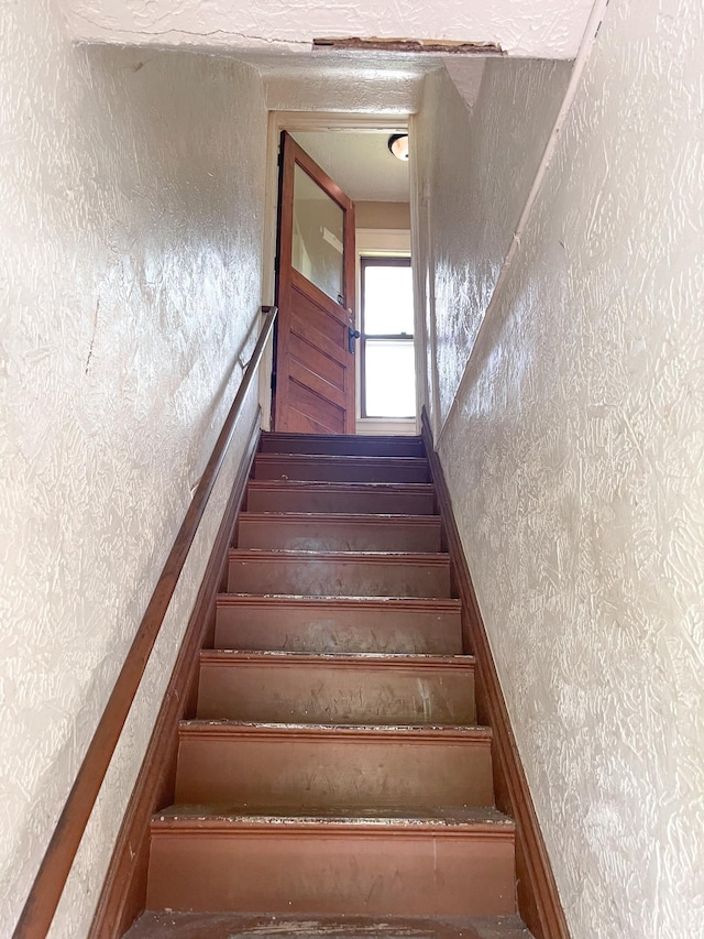 629 Farrington St, Saint Paul, MN 55103 - photo 16