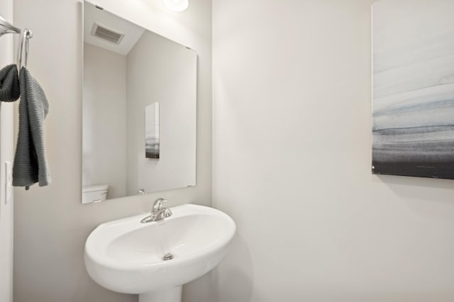 757 Greywood Blvd SW, Delano, MN 55328 - bathroom featuring a sink