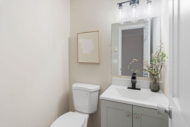 6494 Bonner Ct, Inver Grove Heights, MN 55076 - bathroom with toilet and vanity