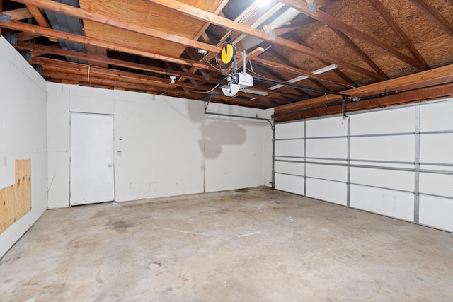 6494 Bonner Ct, Inver Grove Heights, MN 55076 - garage with a garage door opener