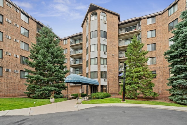 2601 Kenzie Ter Unit 324, Saint Anthony, MN 55418 - photo 2