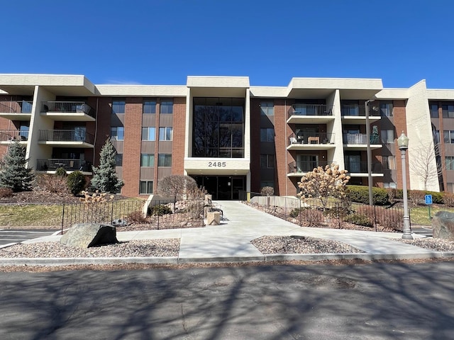 2485 Londin Ln E Unit 418, Maplewood, MN 55119 - view of apartment building / complex