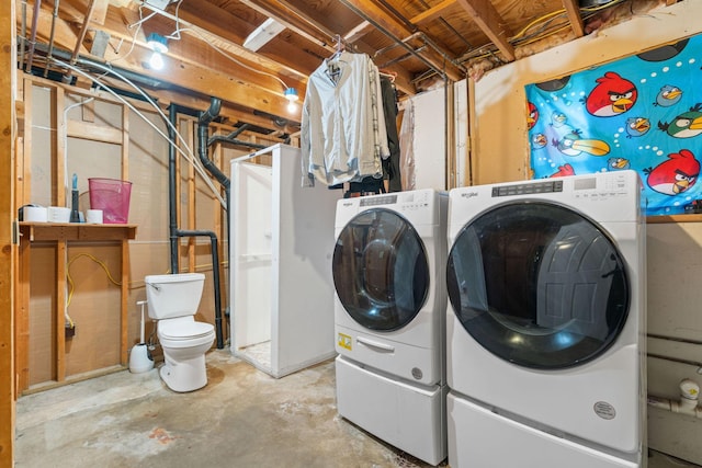 540 4th St E, Wanamingo, MN 55983 - laundry area featuring washer and dryer