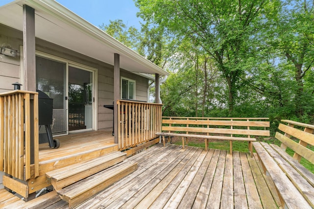 540 4th St E, Wanamingo, MN 55983 - view of wooden deck
