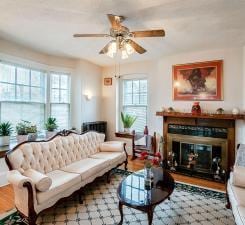 451 Lynnhurst Ave W, Saint Paul, MN 55104 - photo 8