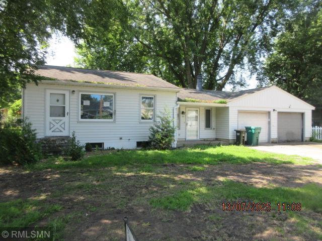 83 1st Ave N, Lester Prairie, MN 55354 - photo 1