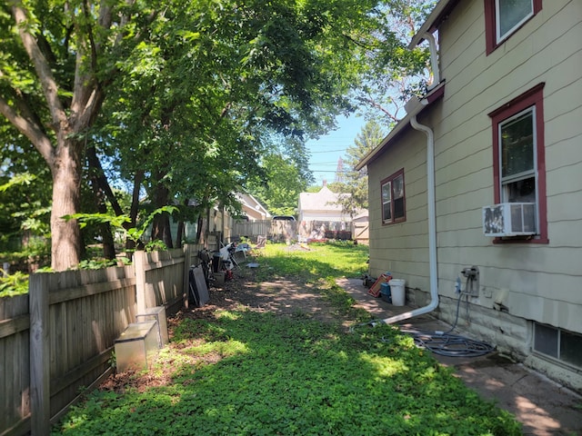 1123 6th St E, Saint Paul, MN 55106 - photo 2