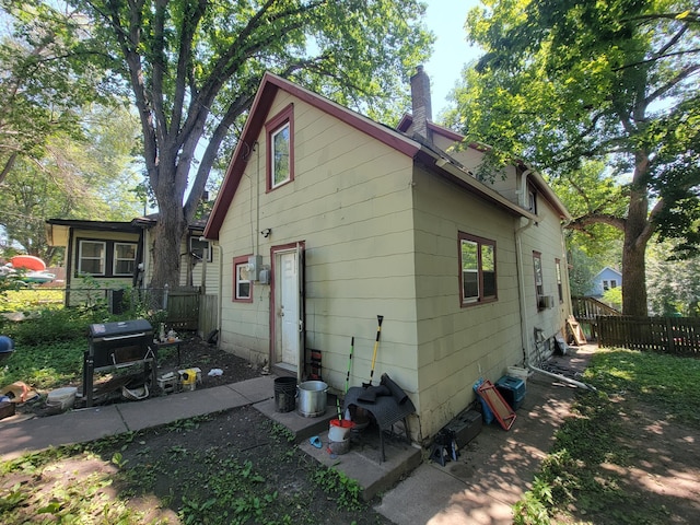 1123 6th St E, Saint Paul, MN 55106 - photo 5
