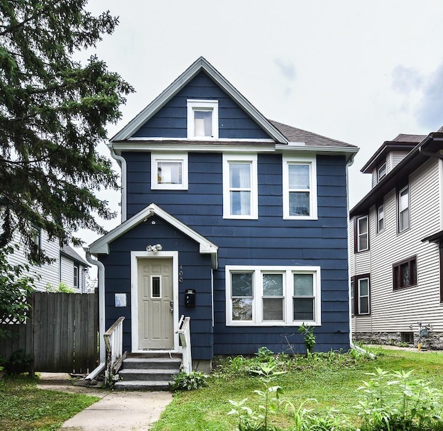 400 Blair Ave, Saint Paul, MN 55103 - view of front of property with entry steps