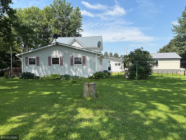 W5168 Lake Rd, Warner Twp, WI 54437 - view of side of property