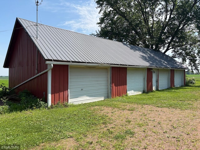 W5168 Lake Rd, Warner Twp, WI 54437 - detached garage featuring driveway