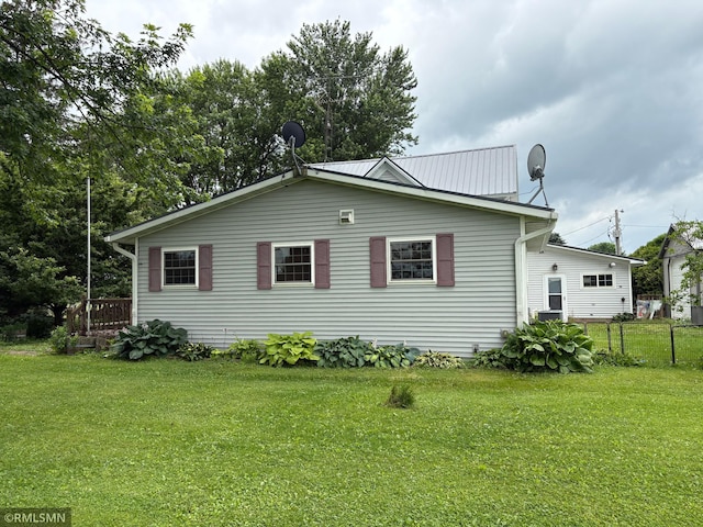 W5168 Lake Rd, Warner Twp, WI 54437 - view of home's exterior