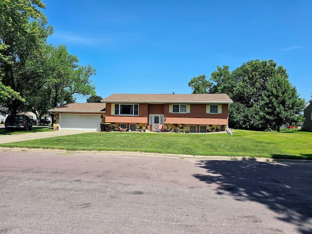 402 2nd St N, Truman, MN 56088 - photo 1