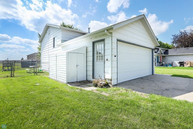 1426 11th St W, West Fargo, ND 58078 - view of garage