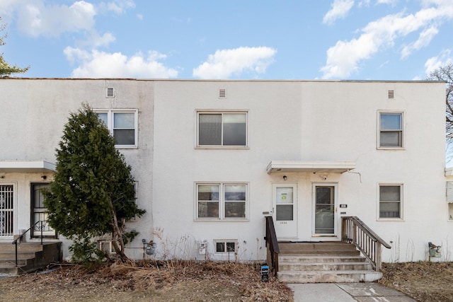 1034 Carroll Ave, Saint Paul, MN 55104 - view of front facade with stucco siding