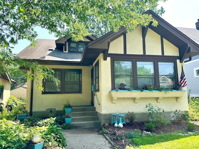 4105 Columbus Ave, Minneapolis, MN 55407 - view of front of home with stucco siding