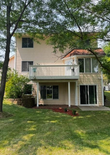 14886 Crandall Ave W, Rosemount, MN 55068 - back of property with a yard
