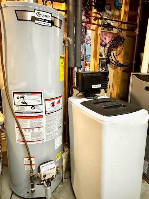 14886 Crandall Ave W, Rosemount, MN 55068 - utilities with gas water heater