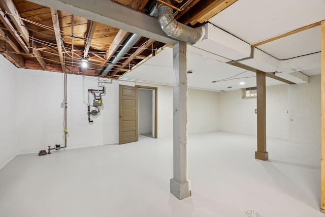 3607 Sheridan Ave N, Minneapolis, MN 55412 - unfinished below grade area with gas meter and concrete block wall