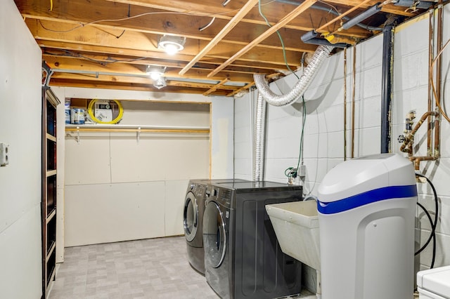 6700 168th St W, Lakeville, MN 55068 - washroom featuring washing machine and dryer