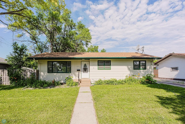 1909 14th St S, Fargo, ND 58103 - photo 1