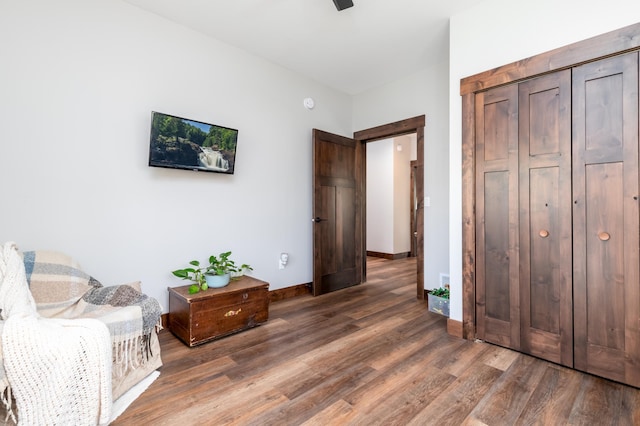 7170 29th Ave SW, Pequot Lakes, MN 56472 - living area featuring wood finished floors and baseboards