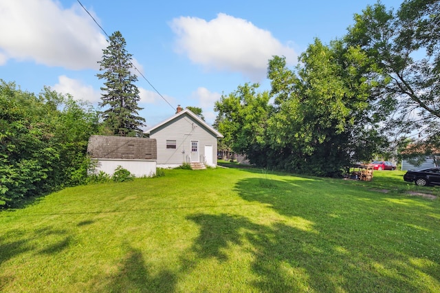 14 15th St, Cloquet, MN 55720 - view of green lawn featuring entry steps