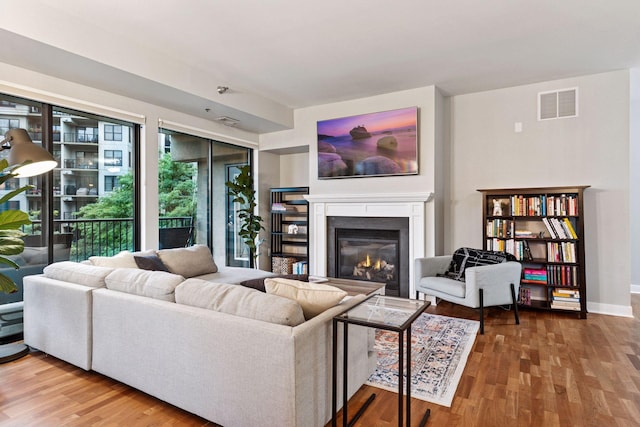 317 Groveland Ave Unit 305, Minneapolis, MN 55403 - photo 6