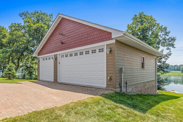 12605 314th St, Lindstrom, MN 55045 - detached garage with a water view