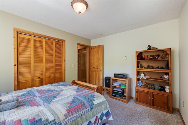 1063 Fernberg Rd, Fall Lake Twp, MN 55731 - carpeted bedroom with a closet
