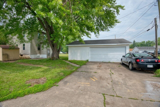 3026 5th Ave E, Hibbing, MN 55746 - view of detached garage