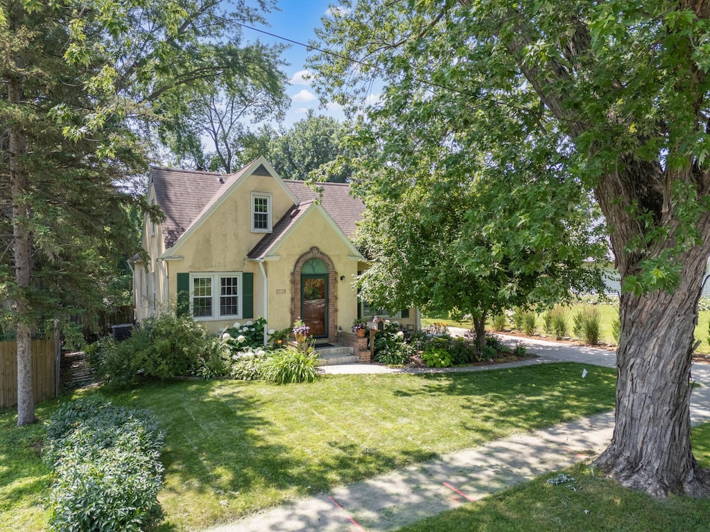 710 10th St NW, Rochester, MN 55901 - photo 1