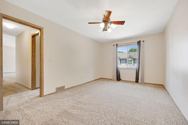 911 Lawnview Ave, Shoreview, MN 55126 - carpeted empty room with a ceiling fan and baseboards