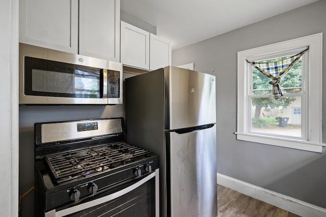 560 Gotzian St, Saint Paul, MN 55106 - photo 10